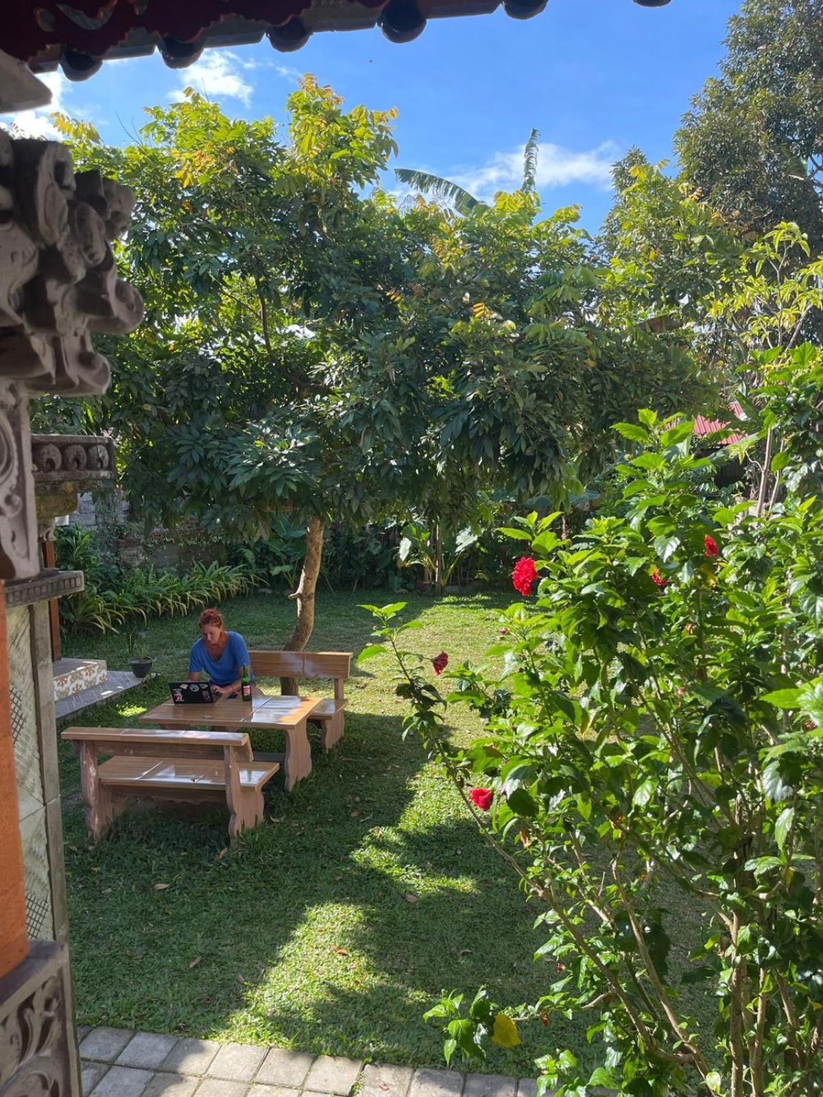 Raditya Homestay Mambat المظهر الخارجي الصورة